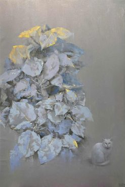 Chú Mèo Bên Cây Vả